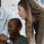 Planejamento de Crises Online: Como Blindar o Candidato na Internet em 2026