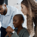 Tática de Conteúdo Sazonal: Aproveitando Datas para Promover a Imagem da Marca